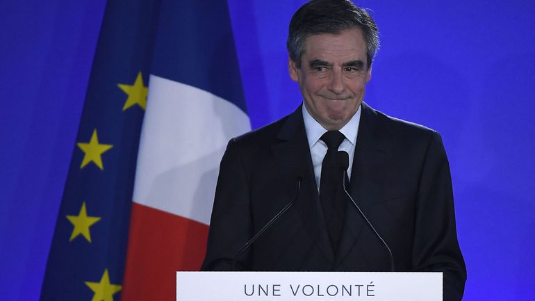 Présidentielle française: la France secouée par un "big bang", selon la presse française