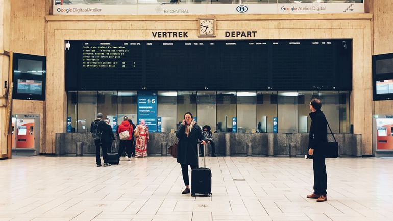 Trafic ferroviaire fortement perturbé suite à un incendie en gare de Bruxelles-Nord