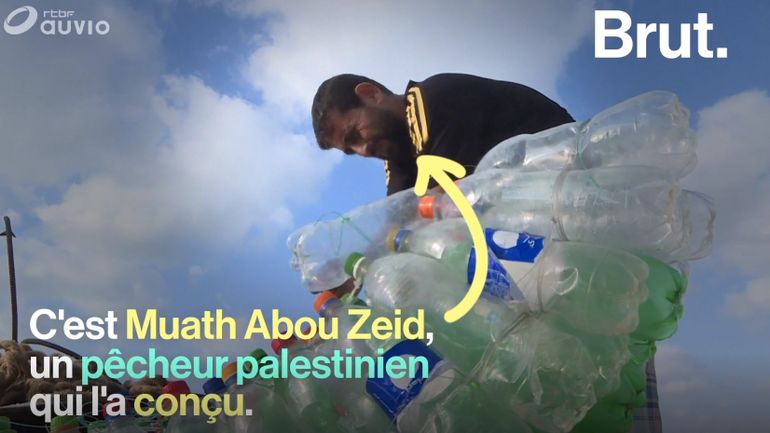 À Gaza, il construit un bateau avec des bouteilles en plastique