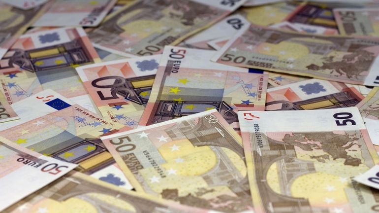 Un réseau de fausse monnaie lié à la Camorra démantelé en Italie, France et Belgique : 44 interpellations