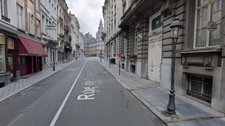 Bruxelles: une grenade a été lancée dans un café de la rue de Louvain