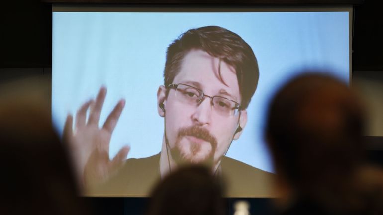 Edward Snowden demande la nationalité russe, mais veut garder l'américaine
