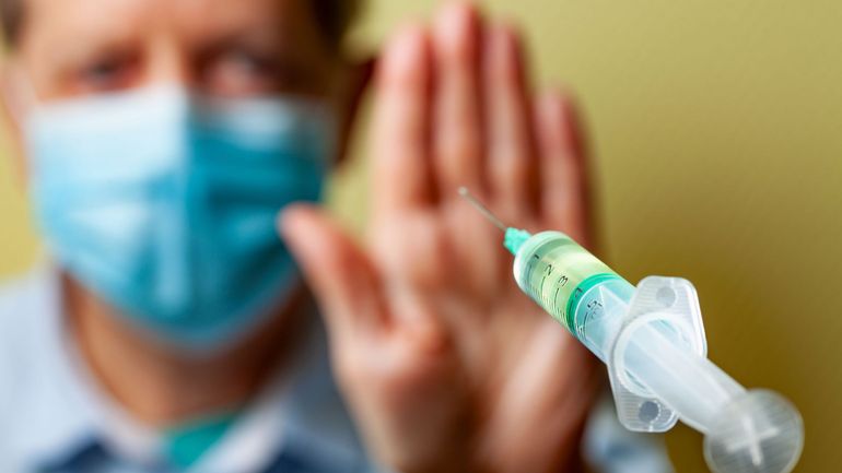 Revue de presse : succès mitigé du vaccin auprès du personnel soignant wallon et bruxellois