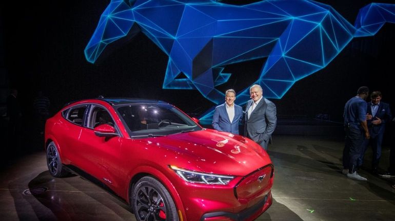 Le Canada investit dans un ambitieux projet d'usine de véhicules électriques Ford