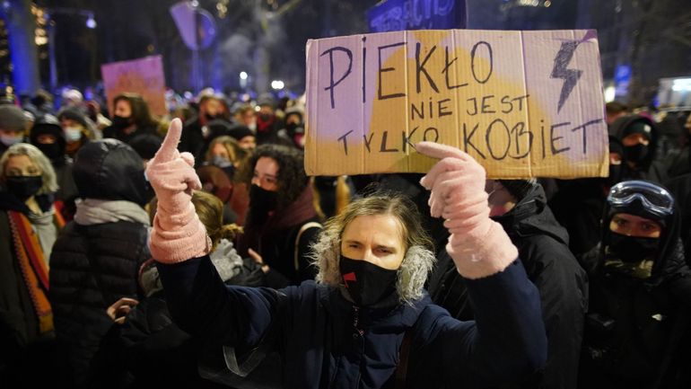 Pologne : nouvelles manifestations suite à la quasi-interdiction de l'avortement