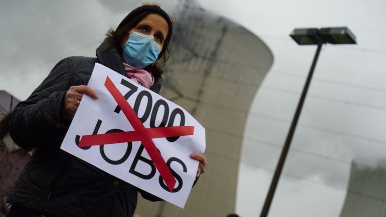 Nucléaire : des centaines de travailleurs de la centrale de Doel ont manifesté