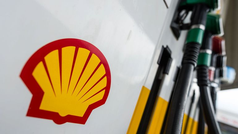 Le géant pétrolier et gazier Shell va supprimer entre 7000 et 9000 emplois d'ici 2022
