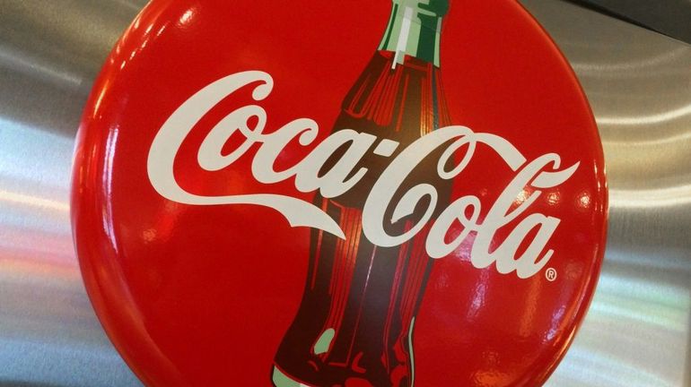 Racisme : après Unilever, Coca-Cola interrompt à son tour la publicité sur les réseaux sociaux