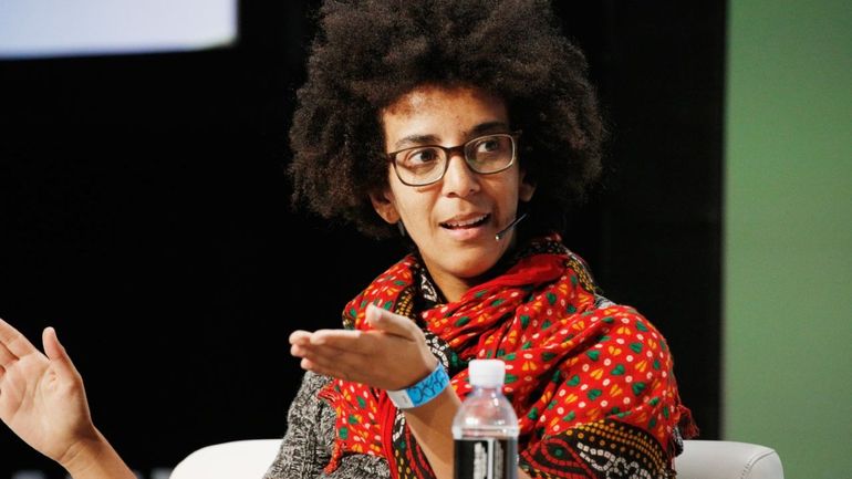 Google licencie une chercheuse noire, 1200 employés protestent