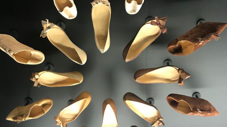 Les souliers de rêve de Christian Louboutin s'exposent à Paris