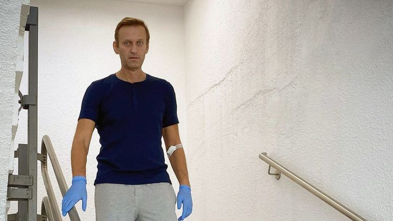 Empoisonnement : Alexeï Navalny raconte son difficile retour à la vie