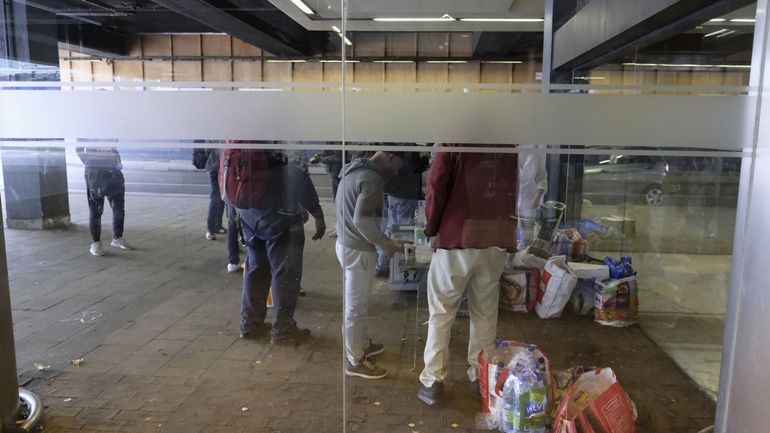 Une opération d'évacuation des migrants de la gare du Nord a commencé ce vendredi