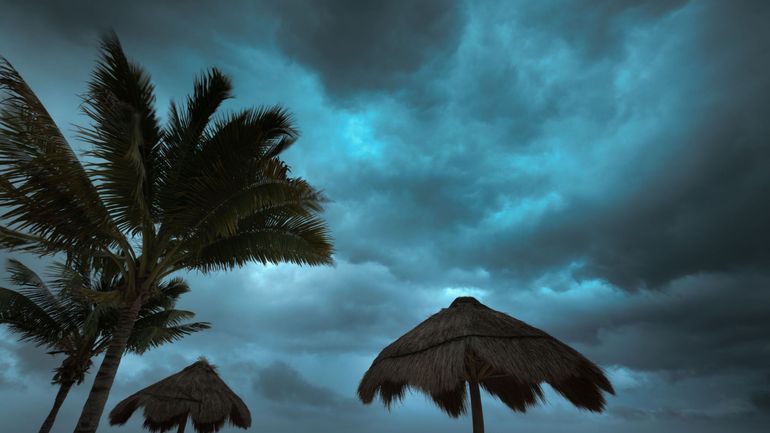 L'ouragan Zeta a touché terre sur le littoral du Yucatan au Mexique