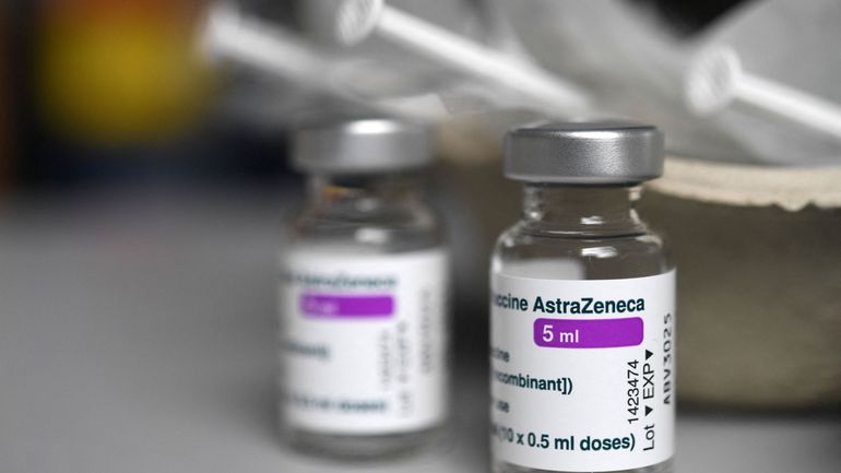 Vaccin AstraZeneca: des allergies ajoutées comme possibles effets secondaires, après 41 cas sur 5 millions de vaccinés