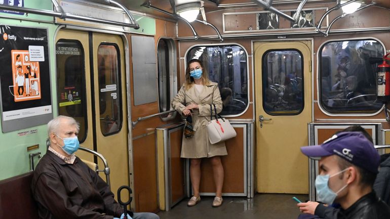 Ukraine: Kiev rouvre son métro après dix semaines de fermeture à cause du coronavirus