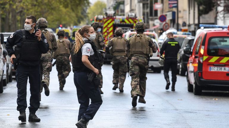 Attaque à Paris : l'assaillant inculpé pour 