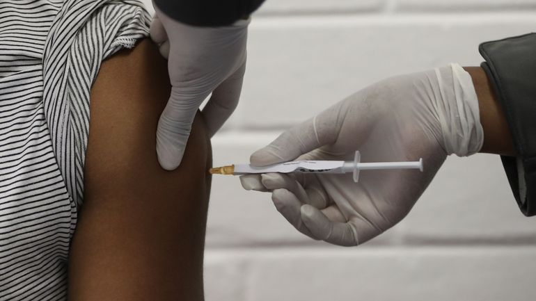 Coronavirus dans le monde : baisse alarmante du taux de vaccination des enfants dans le monde selon l'ONU