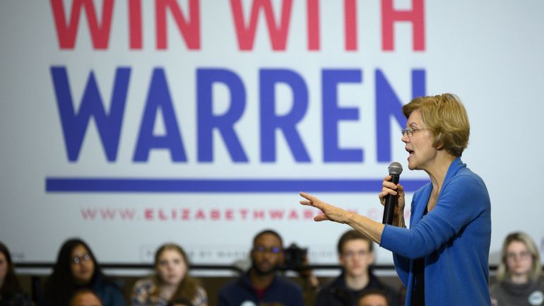 Présidentielle 2020 aux Etats-Unis: Warren éreinte Bloomberg pour s'être 