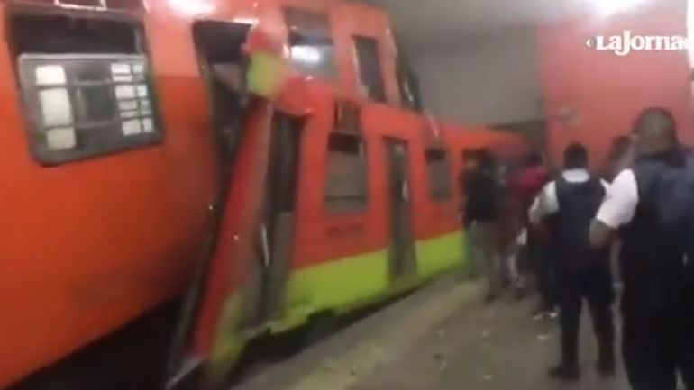 Une collision entre deux rames de métro à Mexico fait un mort et des dizaines de blessés