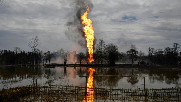 Inde : l'incendie gigantesque d'un puits de pétrole éteint après plus de 5 mois
