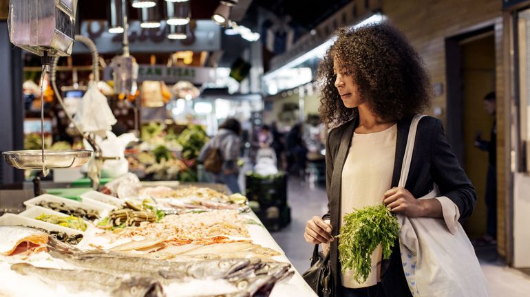 Le poisson des gastronomes dans votre assiette à prix réduit