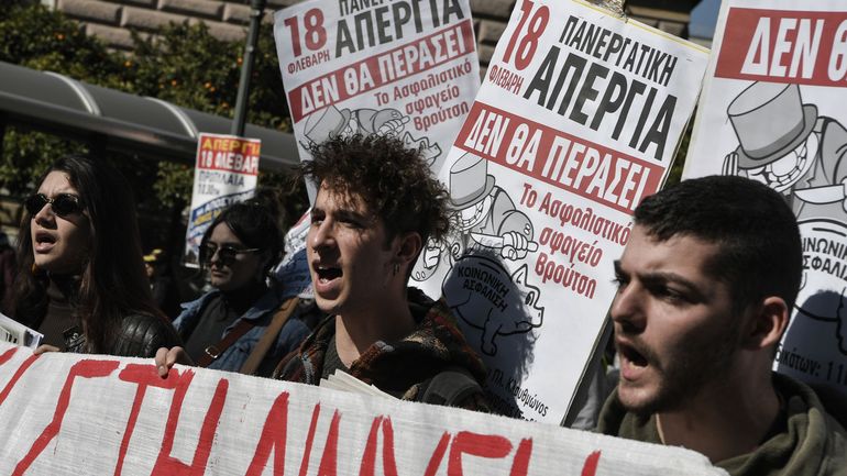 Grèce: un pays au ralenti suite aux grèves et manifestations contre une réforme des retraites