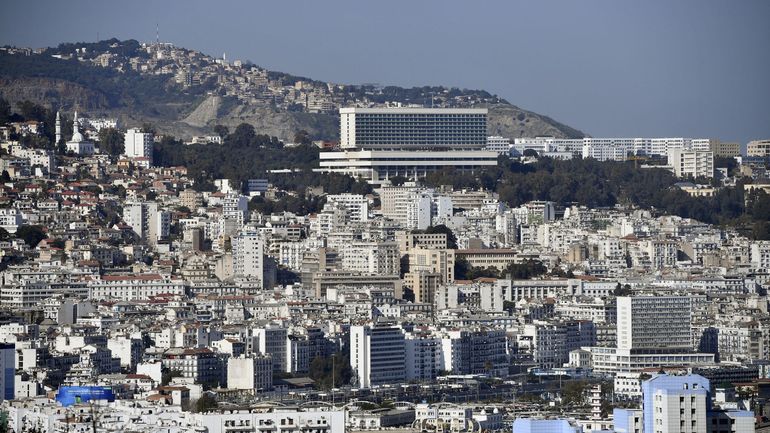 Mémoire du colonialisme : Alger institue une journée de la Mémoire pour fustiger 