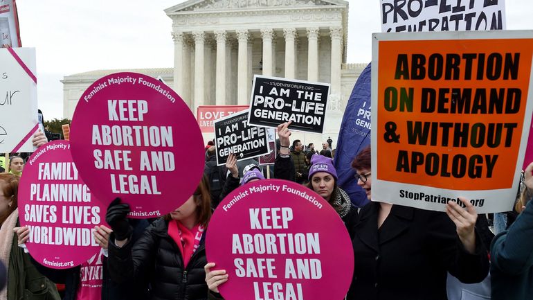 La Cour suprême américaine, à majorité conservatrice, va se pencher sur le droit à l'avortement