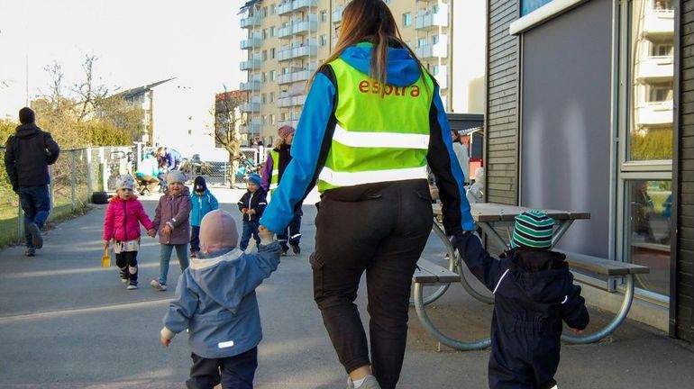 Coronavirus: malgré des réticences, la Norvège rouvre ses crèches et écoles maternelles