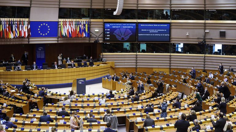 Brexit : le Parlement européen considère ce dimanche à minuit comme une échéance
