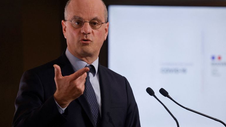 France : l'écriture inclusive interdite par le ministre de l'Education