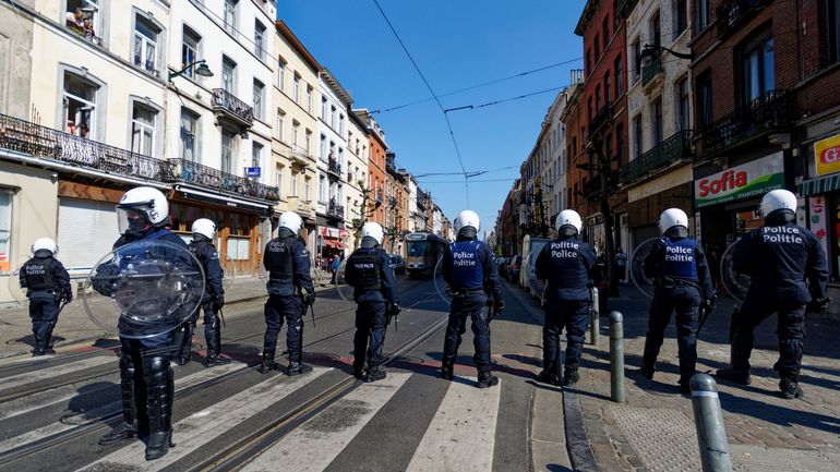 Émeutes d'Anderlecht : appel du parquet contre la peine de travail du jeune ayant volé une arme de police