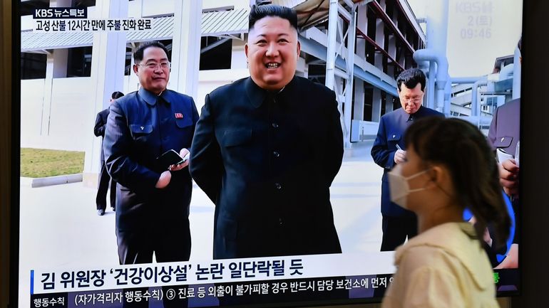 Corée du Nord : Kim Jong Un réapparaît en public après trois semaines