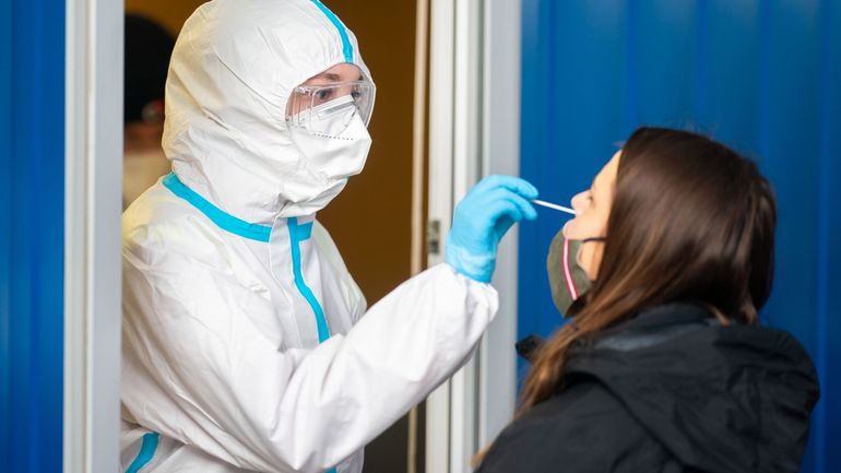 Coronavirus en Belgique : le système de collecte, de traitement et de suivi des résultats ne serait pas optimal selon plusieurs centres de testing