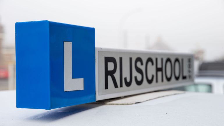 Deux auto-écoles d'Anvers fermées pour fraude à l'examen de permis de conduire