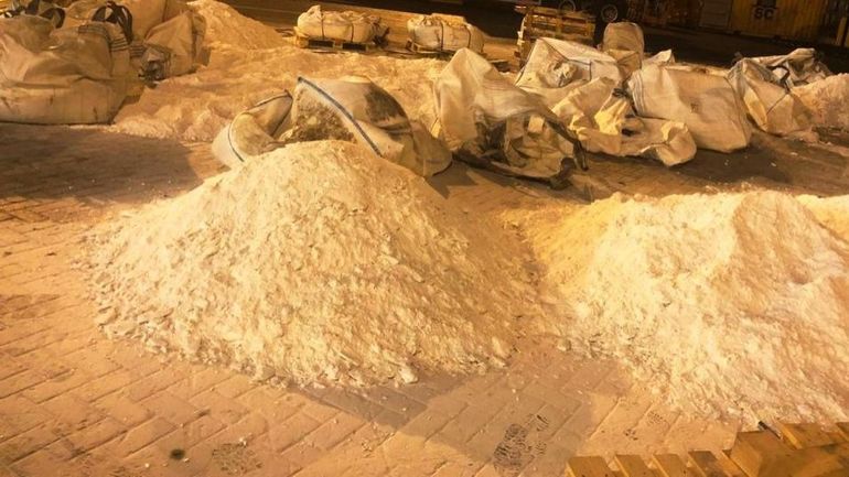 700kg d'héroïne et 80kg d'opium saisis en direction du port d'Anvers