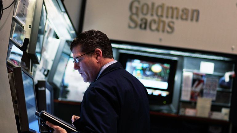 La Malaisie et Goldman Sachs finalisent un accord de 3,9 milliards de dollars suite à des accusations de détournement de fonds