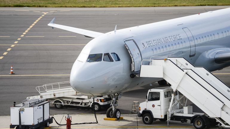 La Défense restitue son Airbus A321 de location et fera appel à des vols charters