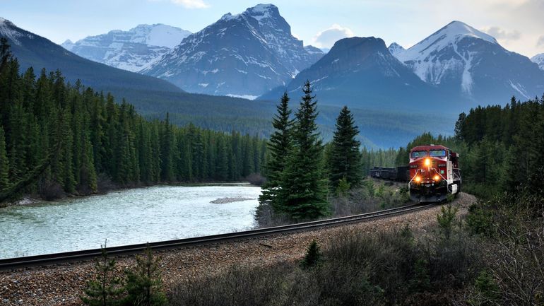 Canada: la mobilisation d'autochtones paralyse le transport ferroviaire