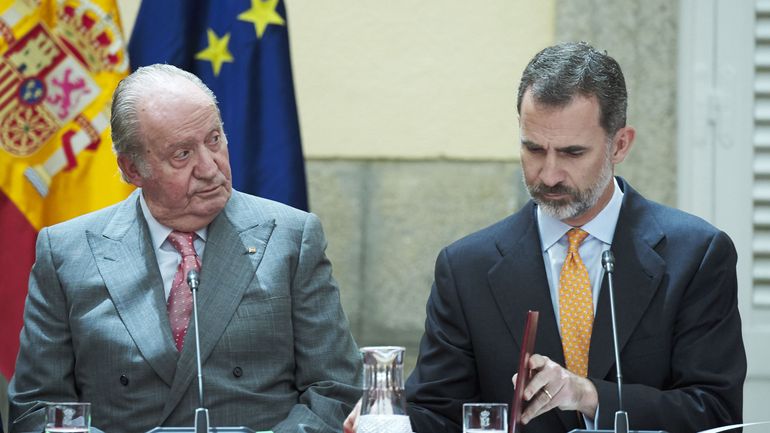 Espagne: le roi Felipe VI renonce à l'héritage de son père Juan Carlos et lui retire sa dotation