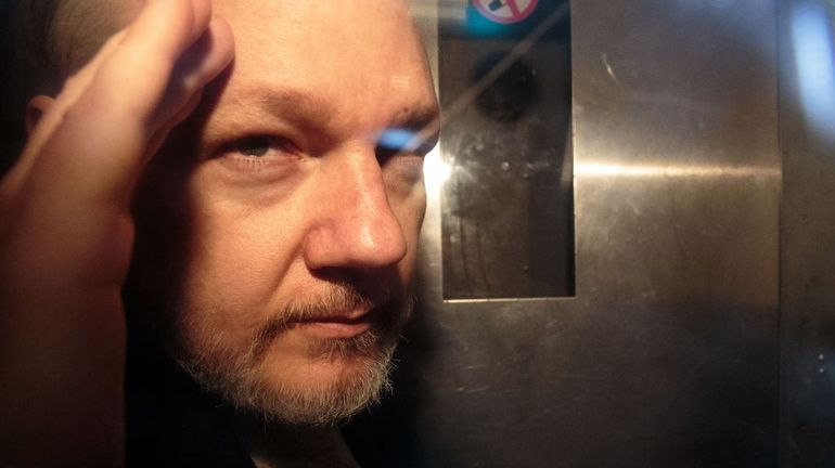 La libération sous caution d'Assange rejetée par la justice britannique en raison du coronavirus