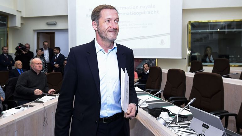 L'informateur Paul Magnette est attendu chez le Roi : pour une prolongation de sa mission ?