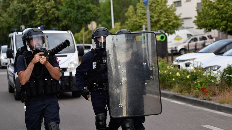 France : 140 policiers mobilisés pour des perquisitions après les violences qui ont secoué Dijon