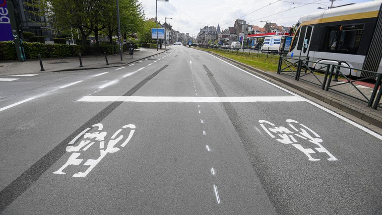 Les Belges enfourchent plus leur vélo, mais ont moins pris les transports en commun en 2020