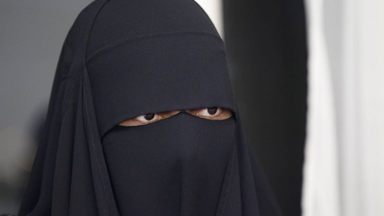 Interdiction de la burqa aux Pays-Bas: accusé d'islamophobie, un quotidien néerlandais déchaîne les réseaux sociaux