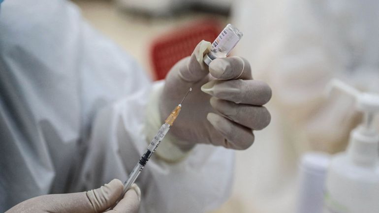 Bangladesh Népal et Sri Lanka quasi à court de vaccins contre le coronavirus