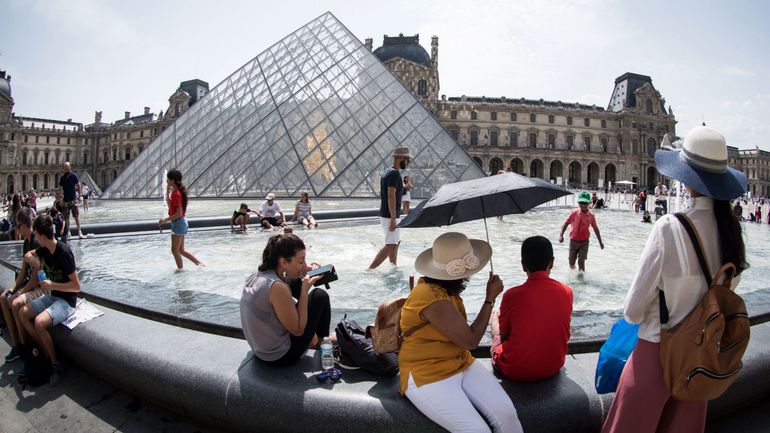 Réforme des retraites en France: le Louvre fermé en raison d'un blocage par l'intersyndicale du musée