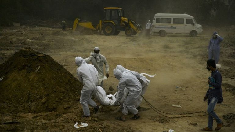 Combien vaut une vie? Le déconfinement relance un houleux débat d'économistes