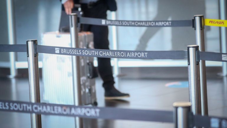 Décès d'un passager à l'aéroport de Charleroi en 2018 : Pieter de Crem dénonce 