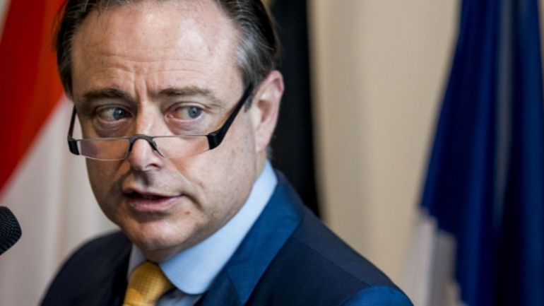 Gouvernement fédéral : Bart De Wever veut se remettre à la table des négociations avec le PS